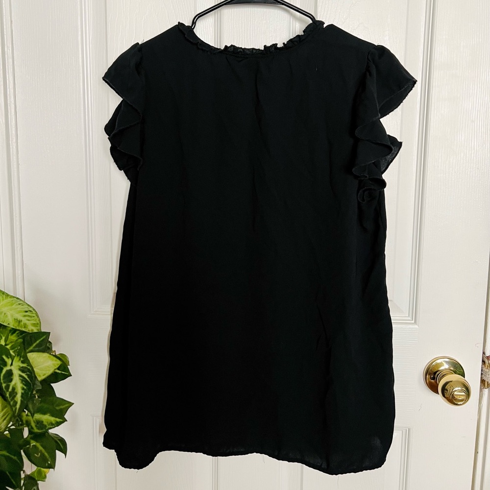 Maternity Ruffle Sleeve Blouse - L - Picture 2 of 3